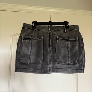 HYFVE Stylish Gray leather skirt